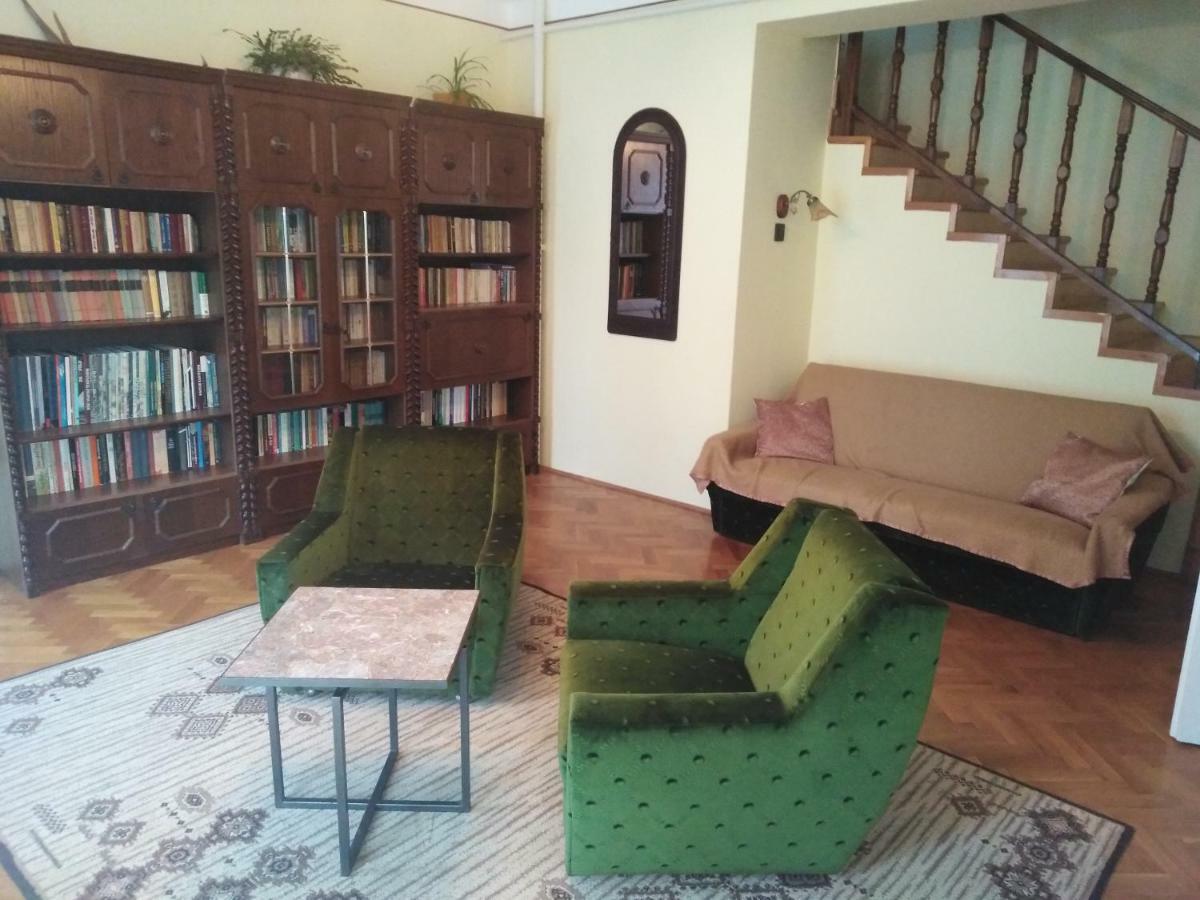 Orgona Vendeghaz Miskolc Apartment Exterior photo