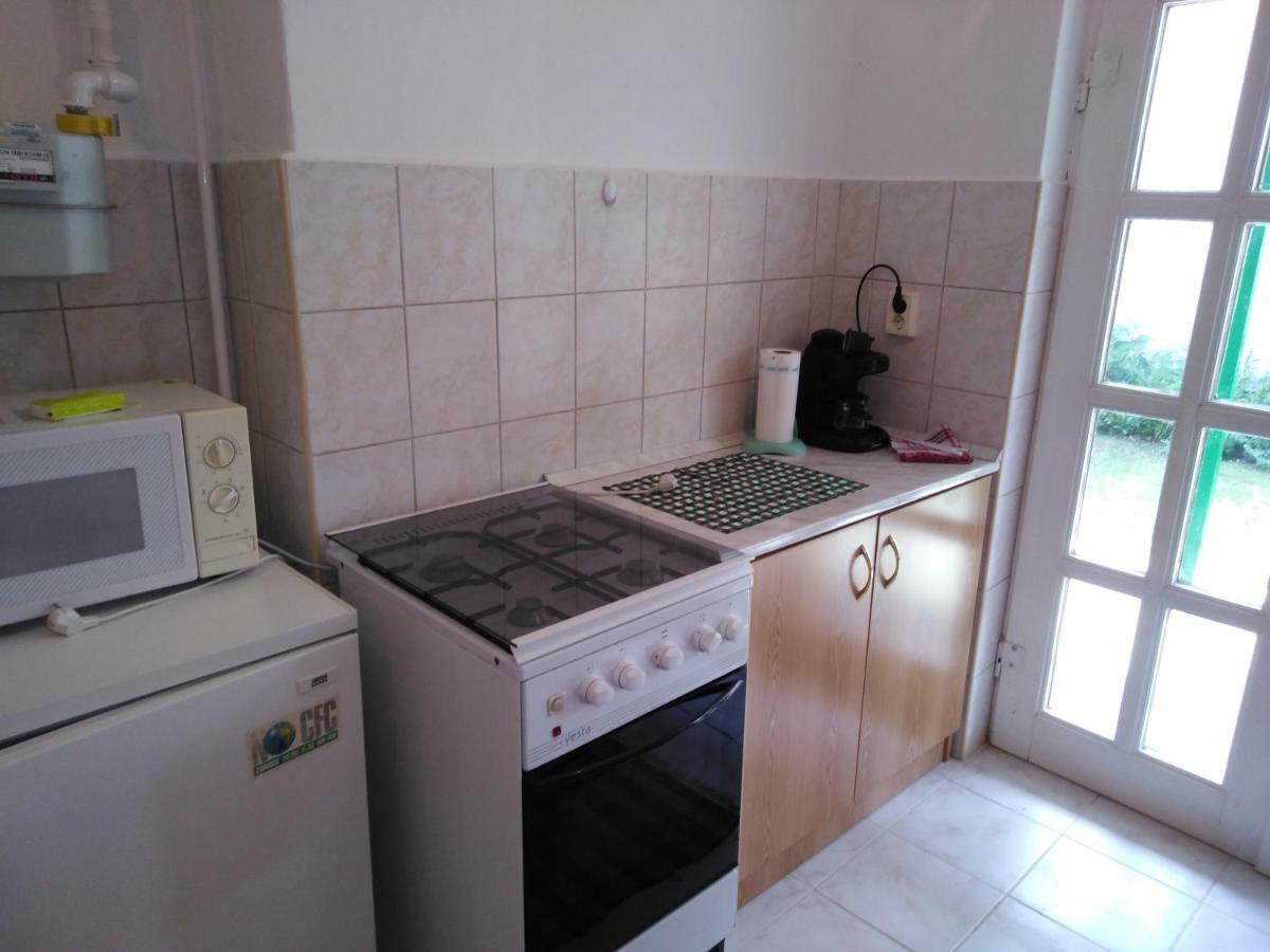 Orgona Vendeghaz Miskolc Apartment Exterior photo